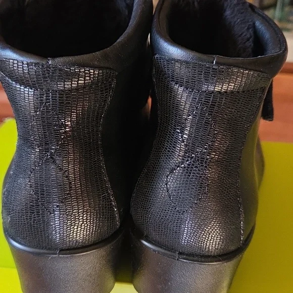 Hotter Tamara Black Leather Boots Made in England Women's Size 6.5 - Picture 10 of 10